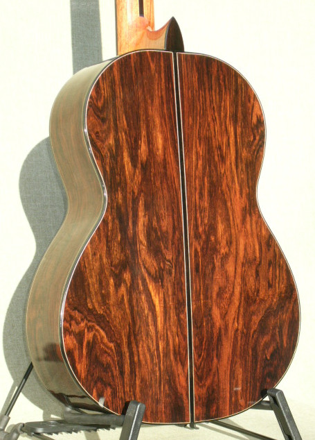 1A Maestro - Brazilian Rosewood  Arias guitar